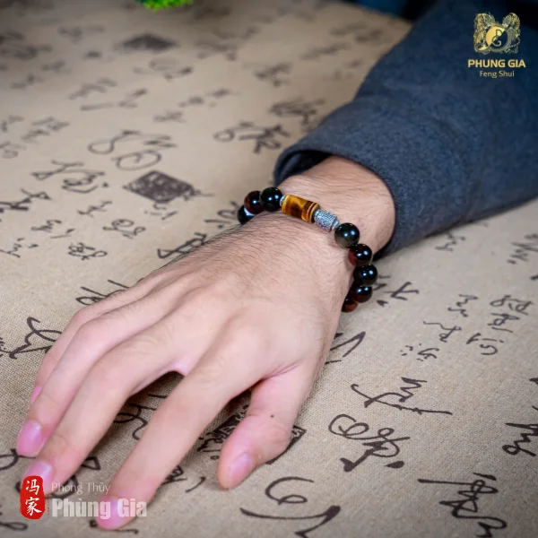 vong-tay-thai-tue-mat-ho-do-nau (2)